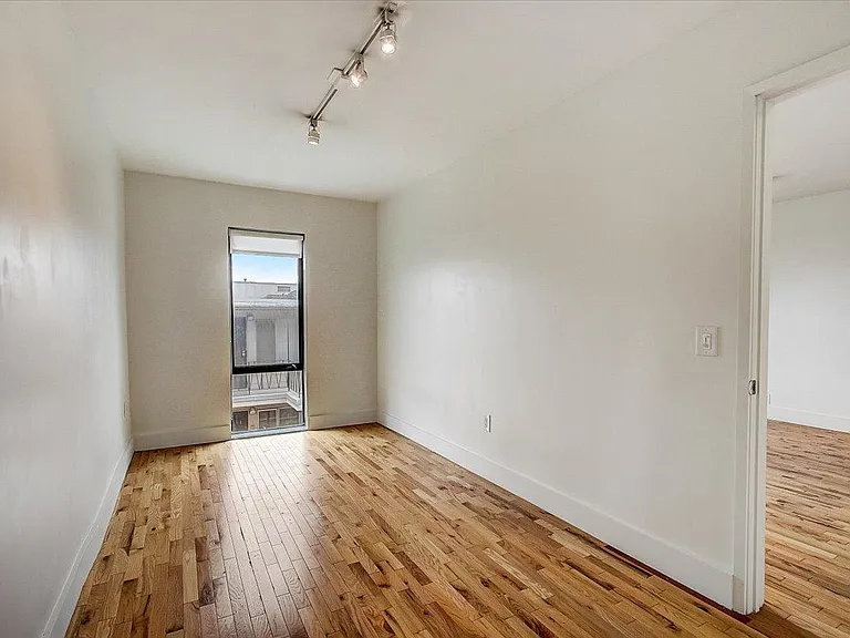 128 N Rampart Blvd #5 — Photo 9