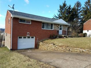 109 Woodhall Dr, Pittsburgh, PA 15236