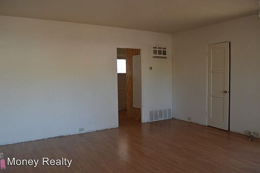 4th image of 458 Minot Ave