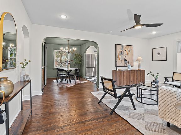 4th image of 1934 Riverwood Dr