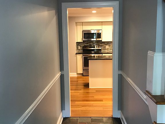 5th image of 29512 Lisaview Dr