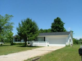 1328 Mapleleaf Dr, Gaylord, MI 49735
