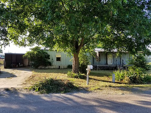 2nd image of 906 Whippoorwill Dr