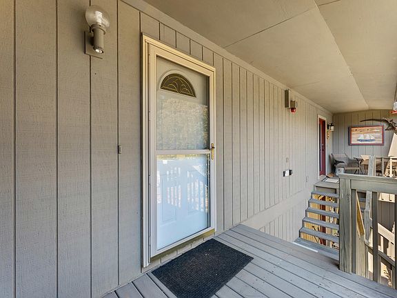 3rd image of 17C Hartwell Villas