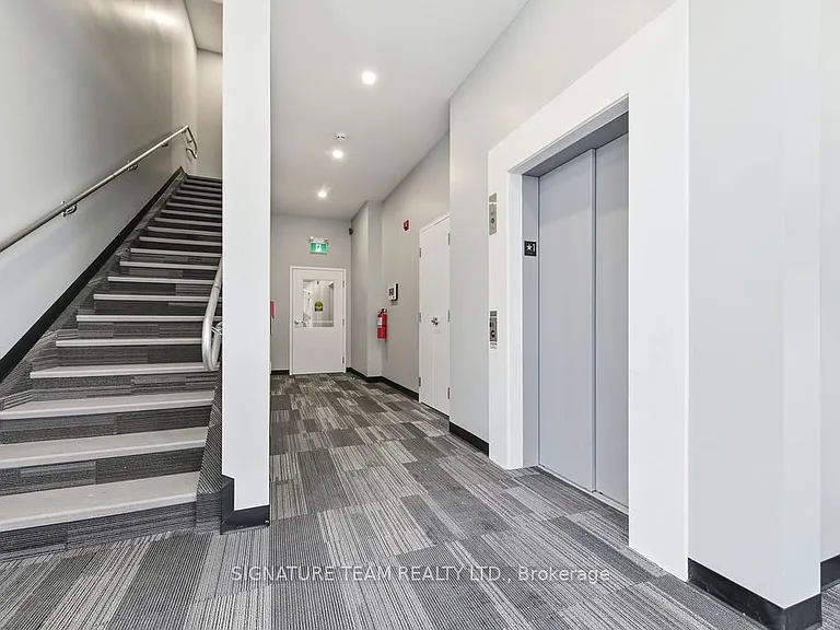 78B Queen St #308 — Photo 5