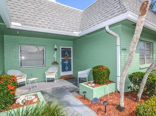 6590 Golden Horseshoe Dr #V42S, Seminole, FL 33777