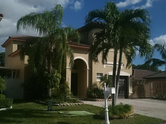 2nd image of 19423 NW 79th Ct