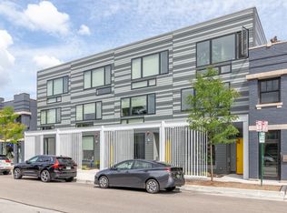 208 Harrison St, Oak Park, IL 60304