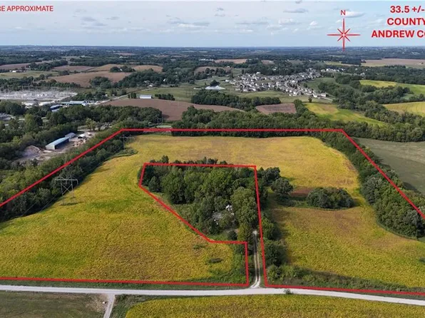 13911 County Road 305, Saint Joseph, MO 64505