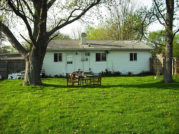 2nd image of 531 Vista Dr