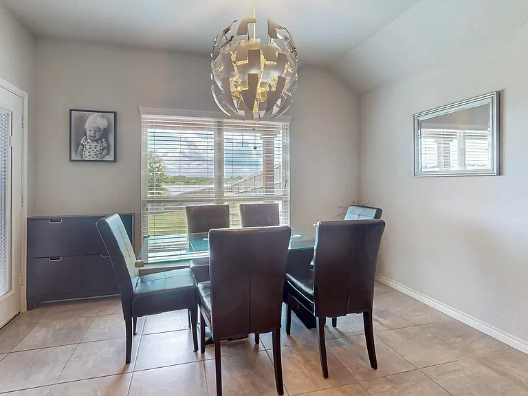 997 Shady Lane Dr — Photo 16