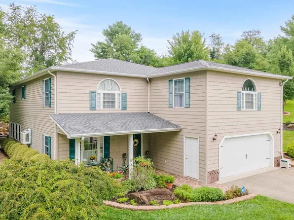 226 Tise St, Floyd, VA 24091