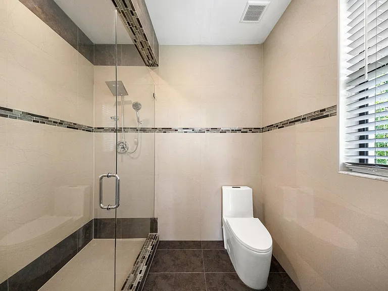 9065 Watercrest Cir E — Photo 40