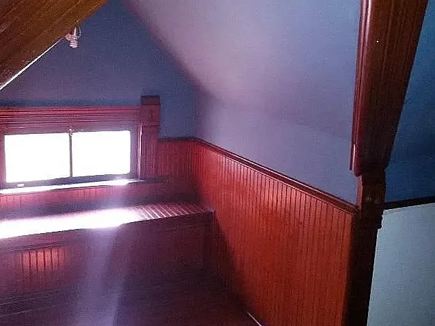 1006 E Bowie St — Photo 8