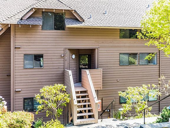 5th image of 261 Sailview Dr Unit 9