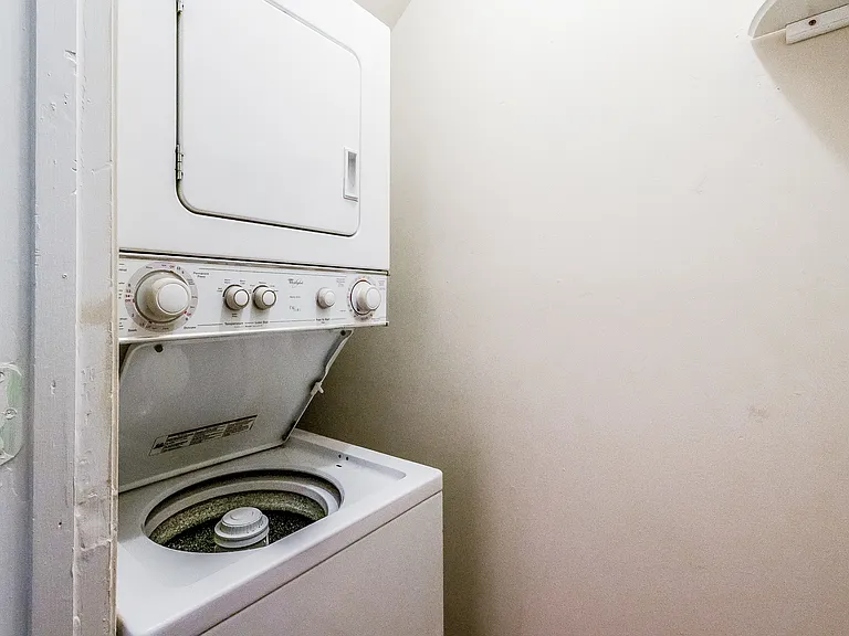 4515 Macarthur Blvd NW #A — Photo 14