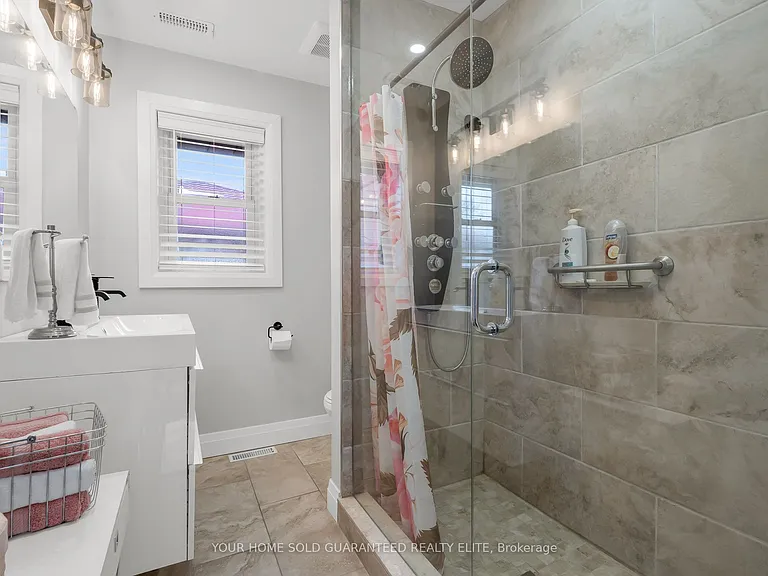 22 N Heights Rd — Photo 11