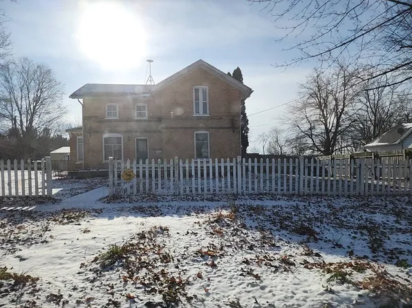 225 E Main St, North Adams, MI 49262
