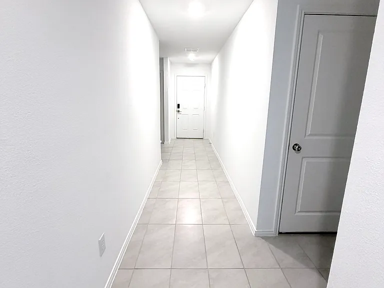 14045 Ilderton St — Photo 23