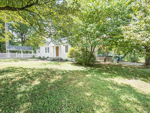 4th image of 203 Mayflower Dr