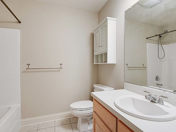 5th image of 68301 Piney Woods Ln