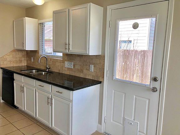4th image of 19342 Montclair Meadow Ln