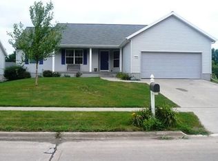 2818 29th Ave SW, Cedar Rapids, IA 52404