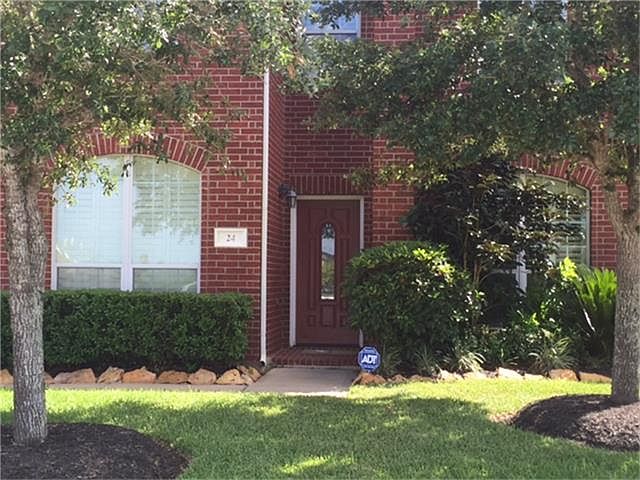 1st image of 24 Terra Bella Dr