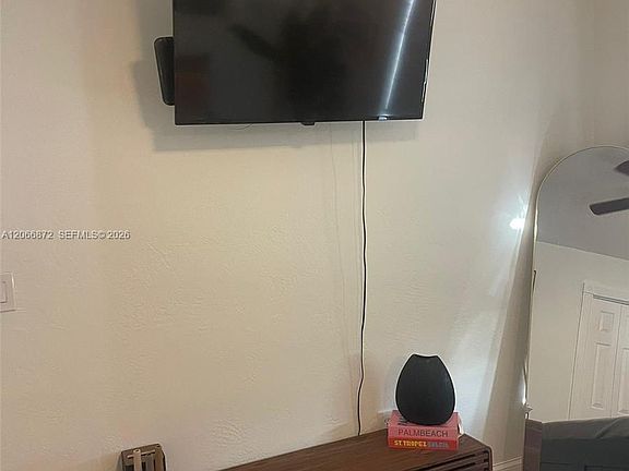 5th image of 338 Roosevelt St #1003