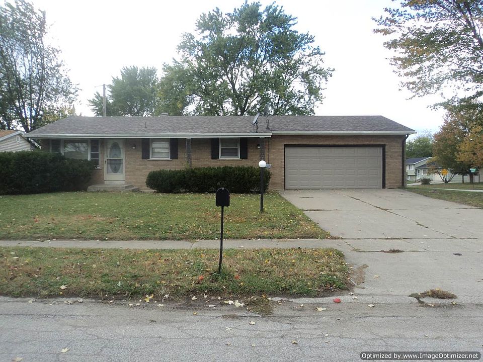 1st image of 56707 Spruce Ln