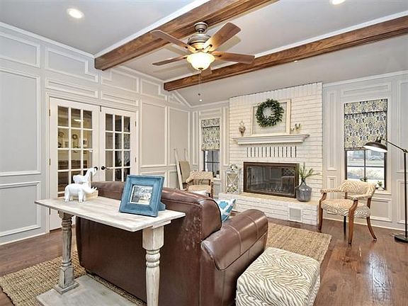 3rd image of 30120 Oakmont Dr