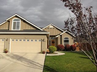 1732 W Ham Rapids St, Meridian, ID 83646