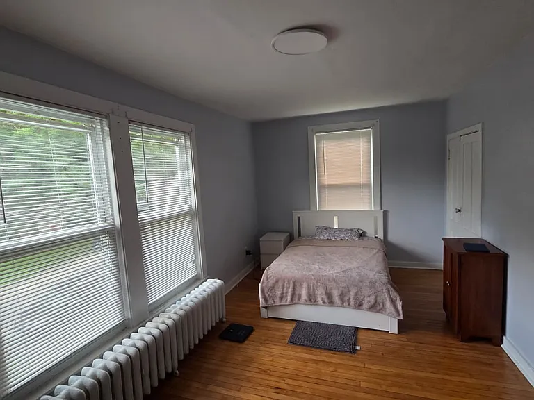 321 Robinwood Rd — Photo 4