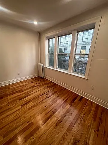 132 39th St #C3 — Photo 7