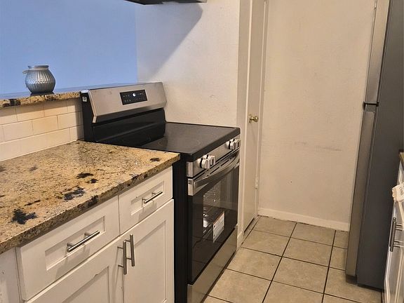 4th image of 8110 Skillman St APT 2059