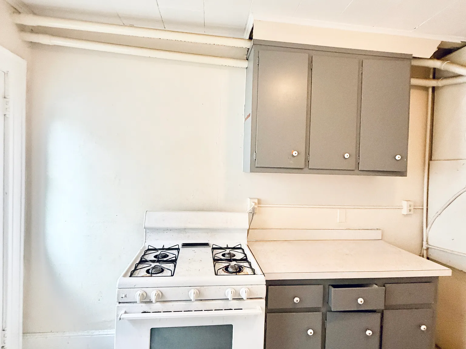 2 bed, 750 sqft, $1,500 — Photo 3