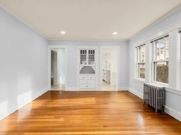 18 Acorn St, Cambridge, MA 02139