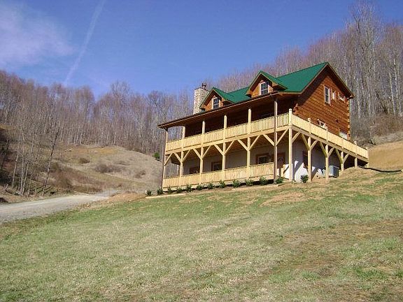 3rd image of 238 Yasmine Ln