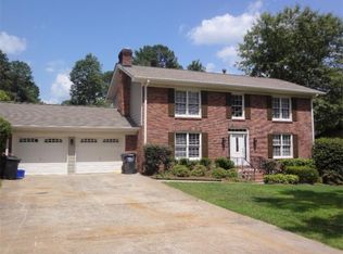 1256 Arlene Ct, Lilburn, GA 30047