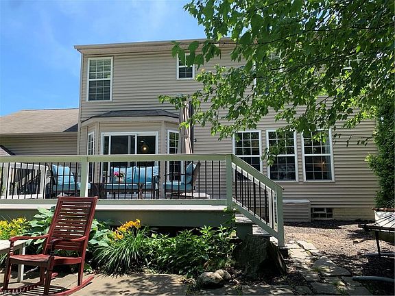 2nd image of 1678 Pine Dr