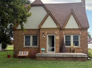 815 N Prouty Ave, Watonga, OK 73772