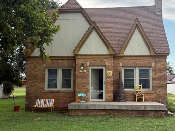 815 N Prouty Ave, Watonga, OK 73772