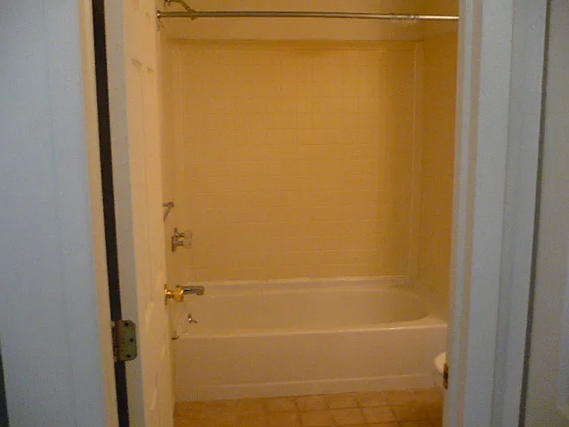 2 bed, 800 sqft, $1,195 — Photo 4