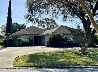 8229 Shadetree Ct, Jacksonville, FL 32256