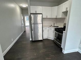 122 Avenue C APT 1, New York, NY 10009