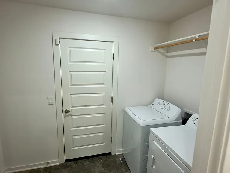 3009 E Coolridge St — Photo 18