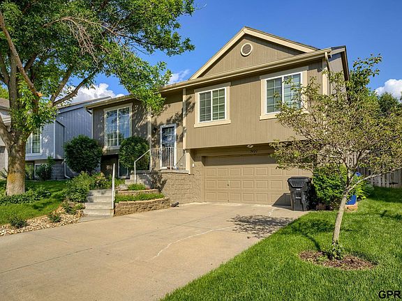 3rd image of 5421 S 190th St