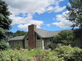 1 Maple View Ct, Madison, WI 53719