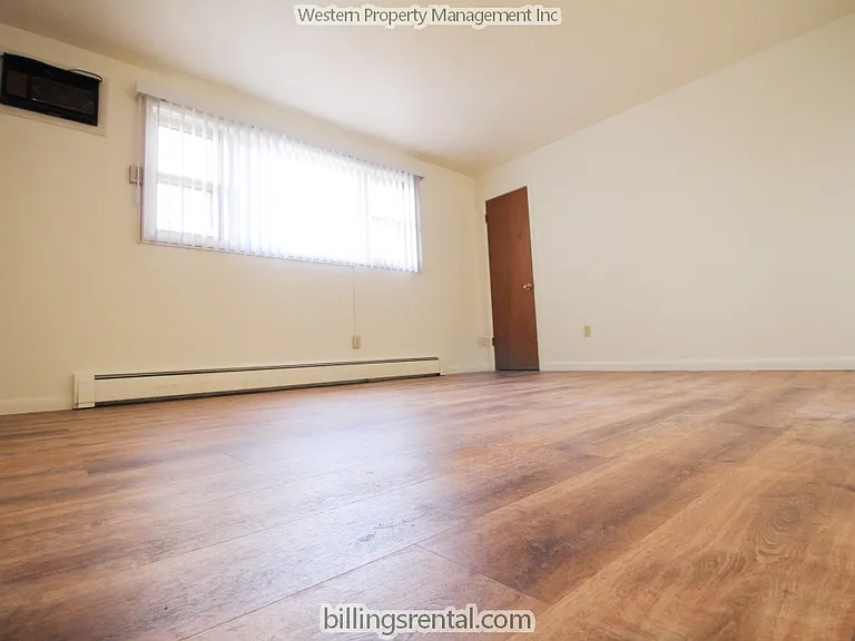 2316 Alderson Ave — Photo 6