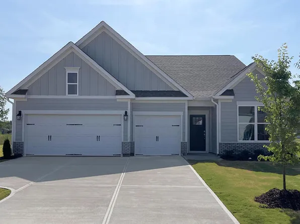 11 Greenwillow Dr, Fuquay Varina, NC 27526